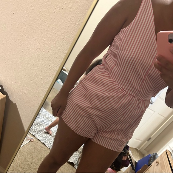 GLAM Romper Size Large - Picture 6 of 6